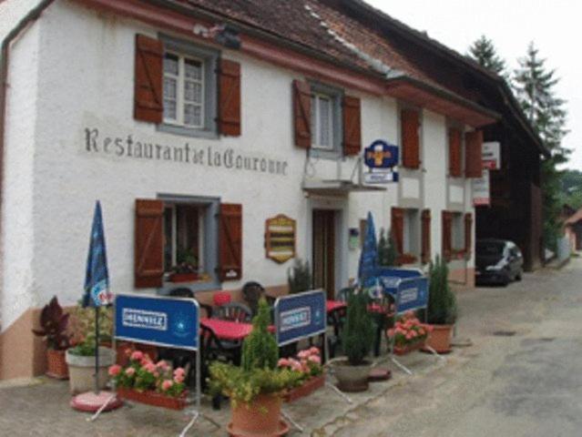 Auberge Restaurant Couronne Beurnevésin Zewnętrze zdjęcie